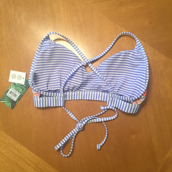 Eidon By Body Glove “MULTI” Madison D-Cup Bikini Top - Picture 2 of 4